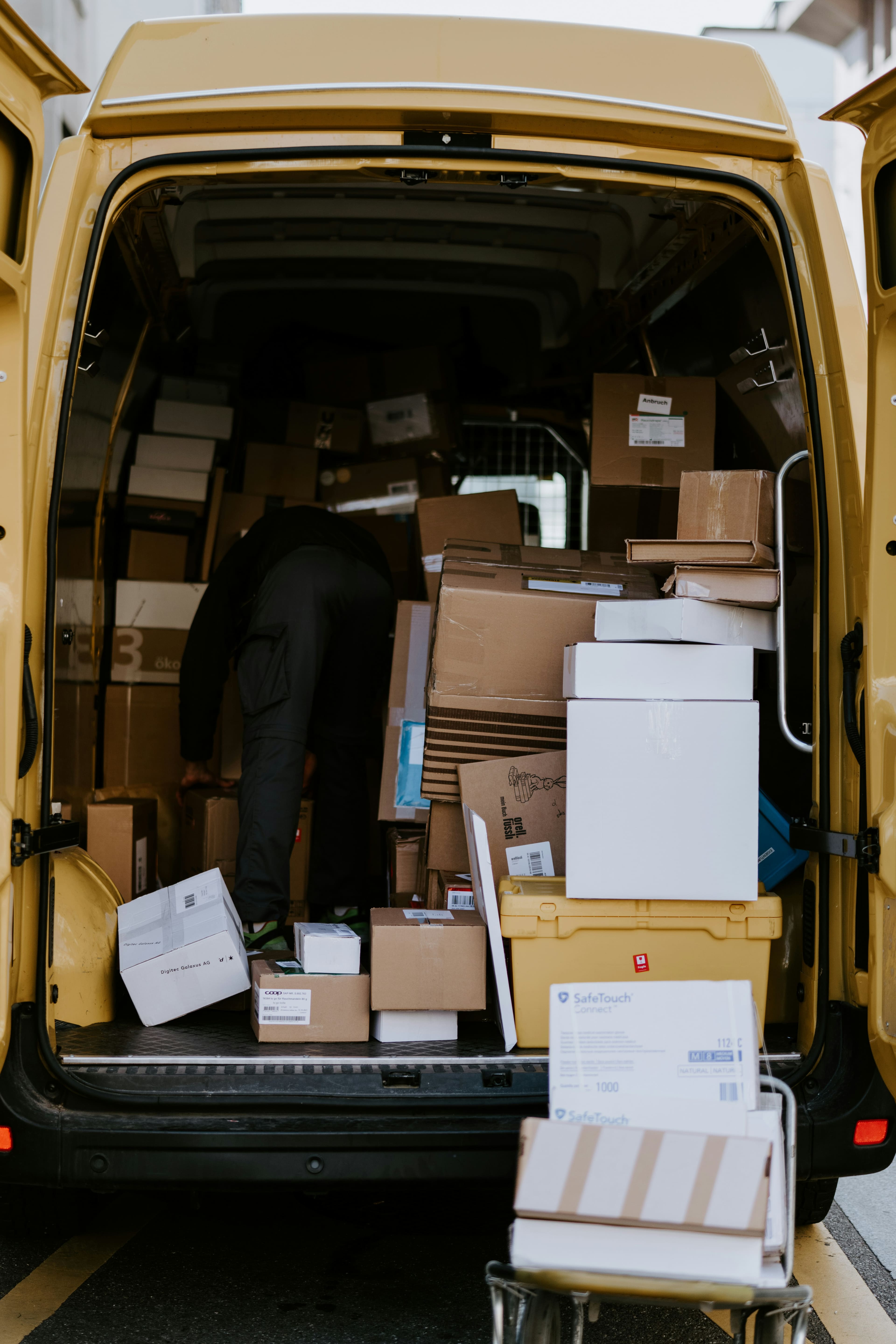 Delivery & Logistics