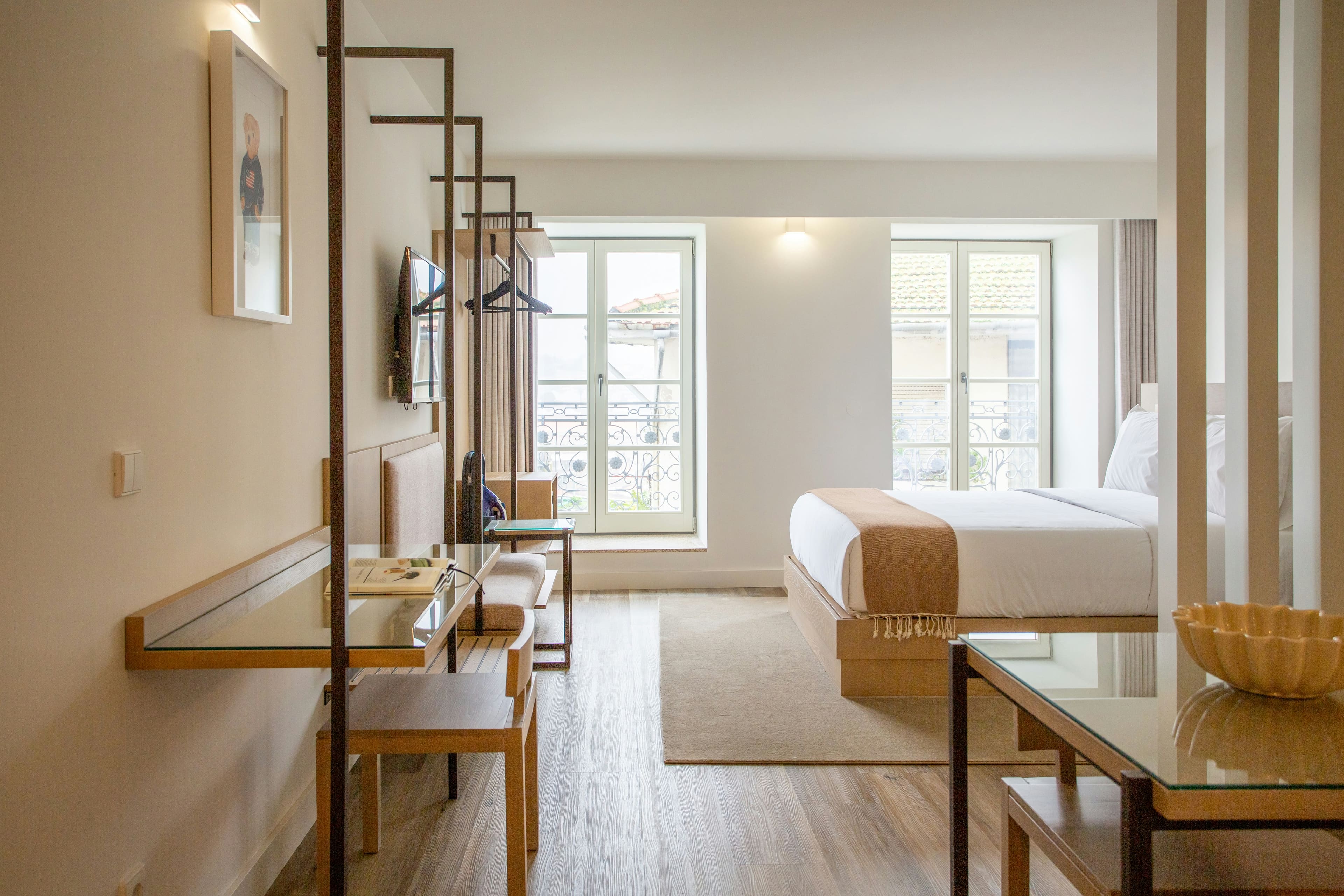 Hotel / Airbnb